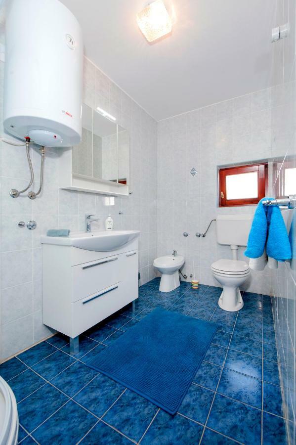 Apartman Gala Ровінь Екстер'єр фото